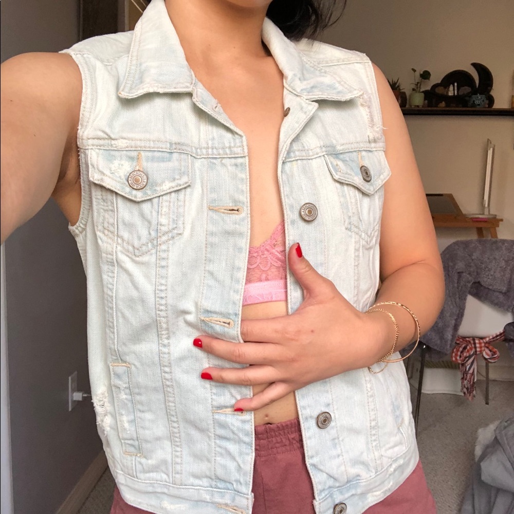 Abercrombie & Fitch Denim Vest
